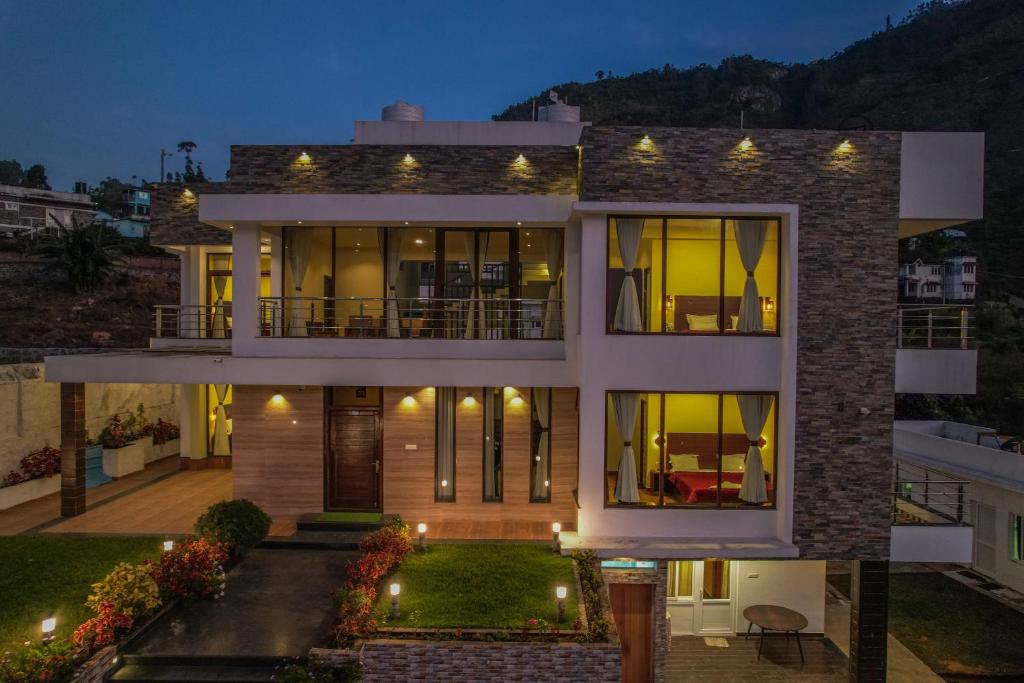 Moonlit Abode Hotel in Kodaikanal